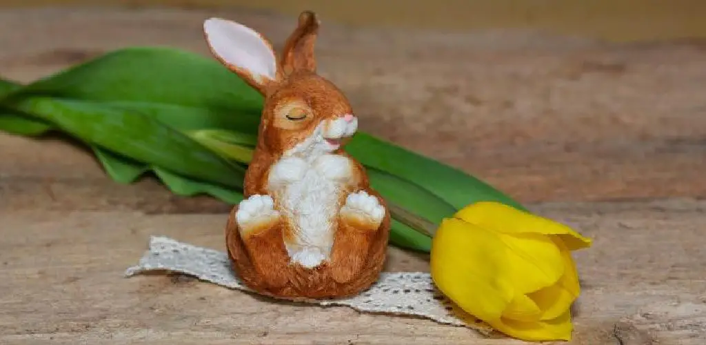 How to Carve a Rabbit out Of Wood